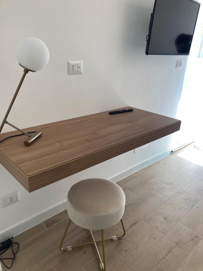 Strettomare-Business & Travel Apartment เรจโจ ดี คาลาเบีย ภายนอก รูปภาพ
