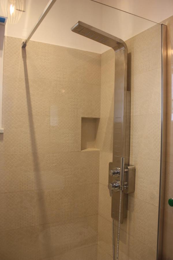 Strettomare-Business & Travel Apartment เรจโจ ดี คาลาเบีย ภายนอก รูปภาพ