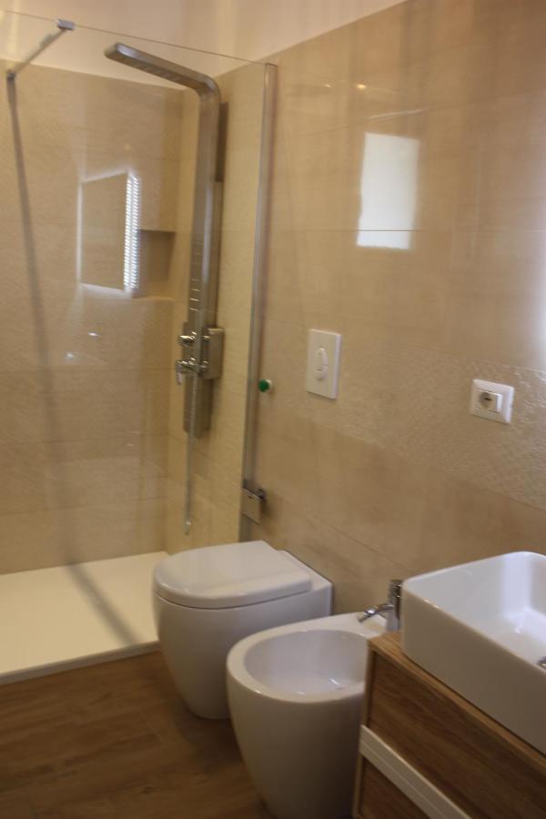 Strettomare-Business & Travel Apartment เรจโจ ดี คาลาเบีย ภายนอก รูปภาพ