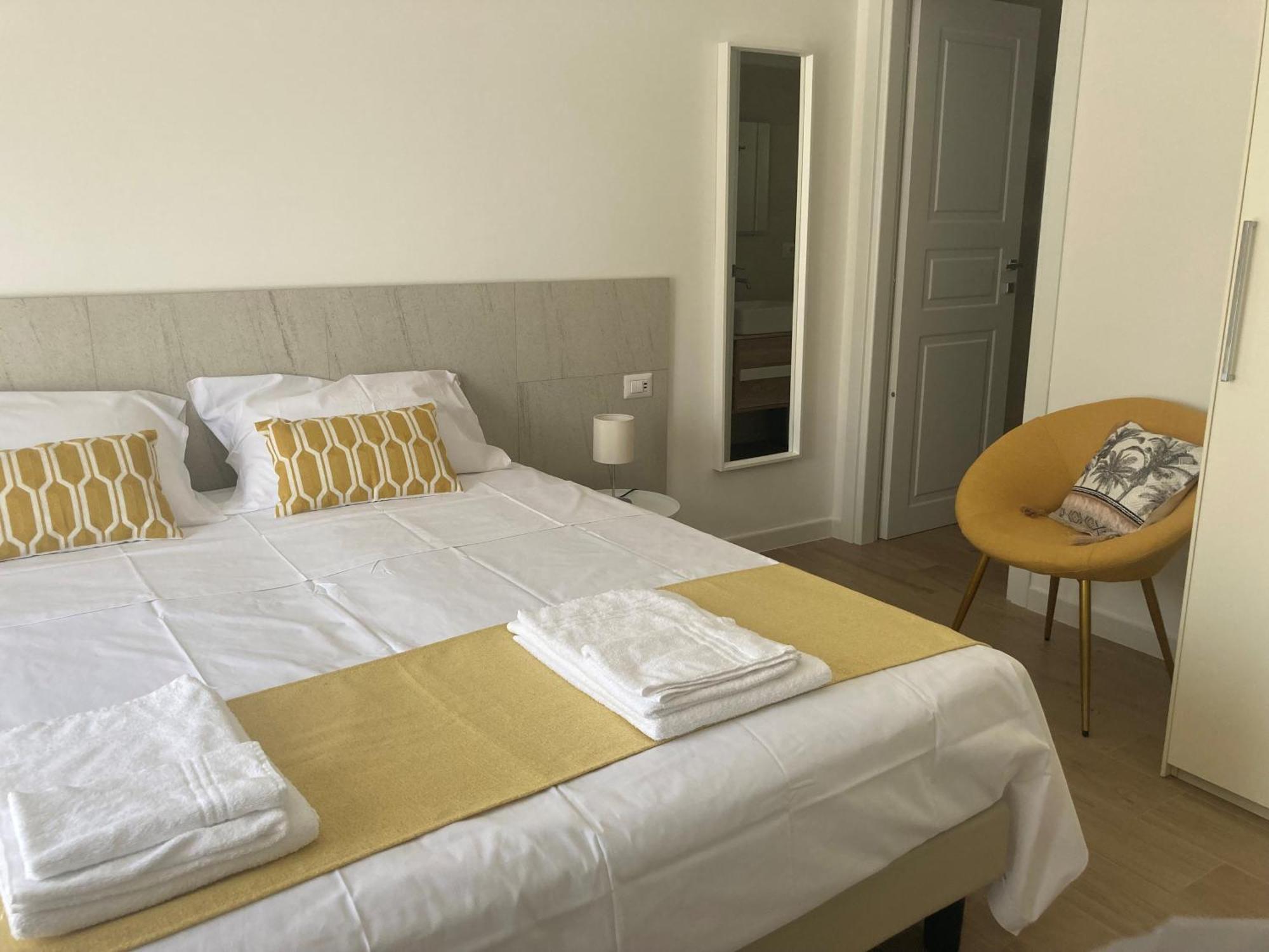 Strettomare-Business & Travel Apartment เรจโจ ดี คาลาเบีย ภายนอก รูปภาพ