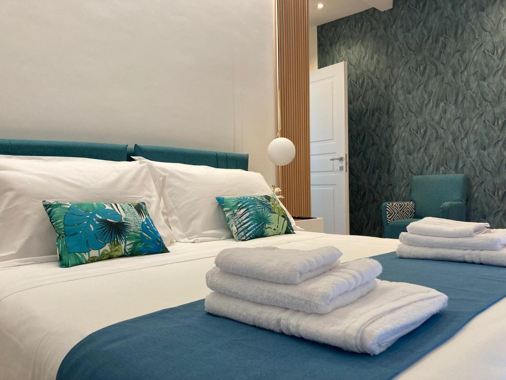 Strettomare-Business & Travel Apartment เรจโจ ดี คาลาเบีย ภายนอก รูปภาพ