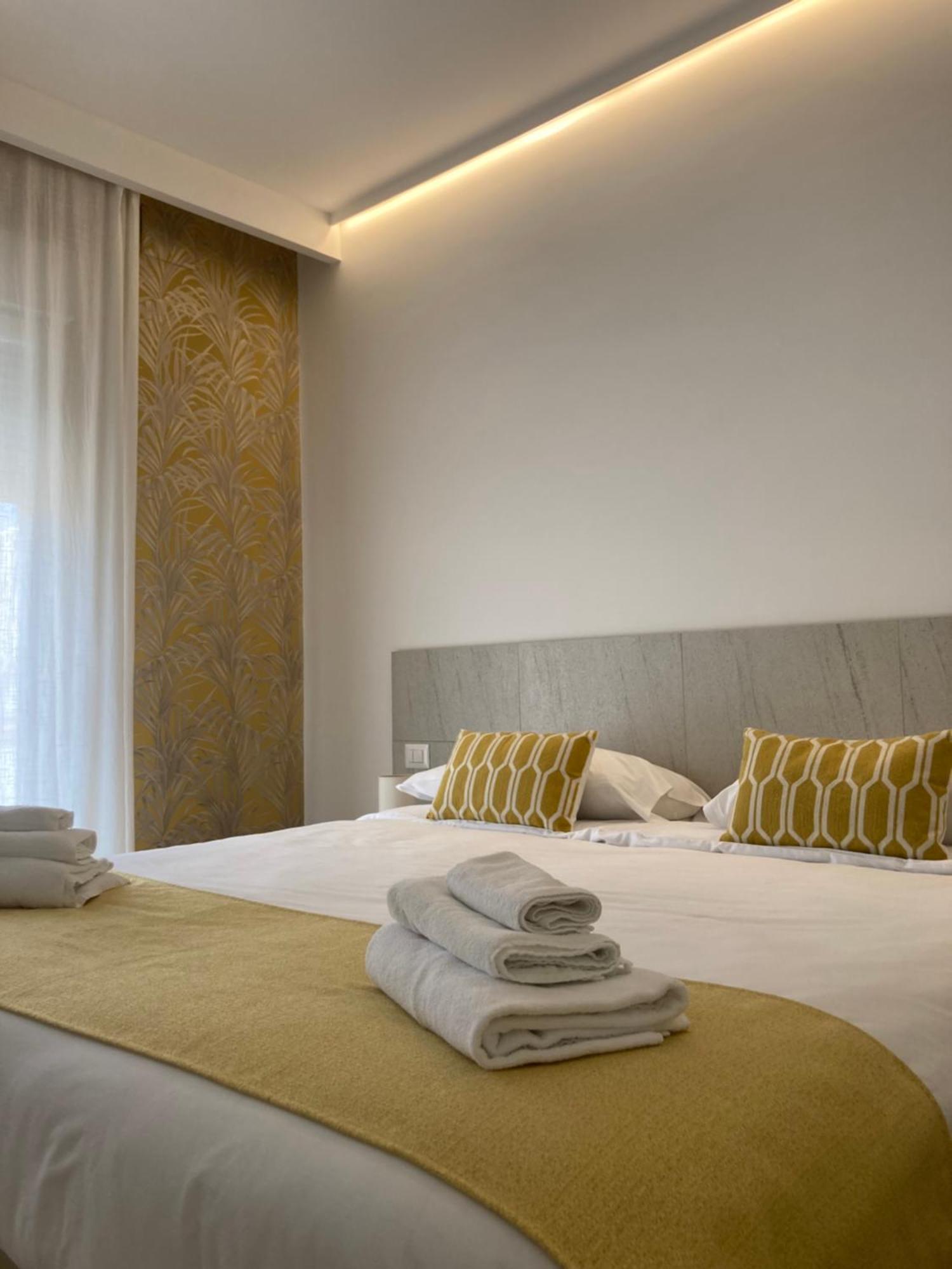 Strettomare-Business & Travel Apartment เรจโจ ดี คาลาเบีย ภายนอก รูปภาพ