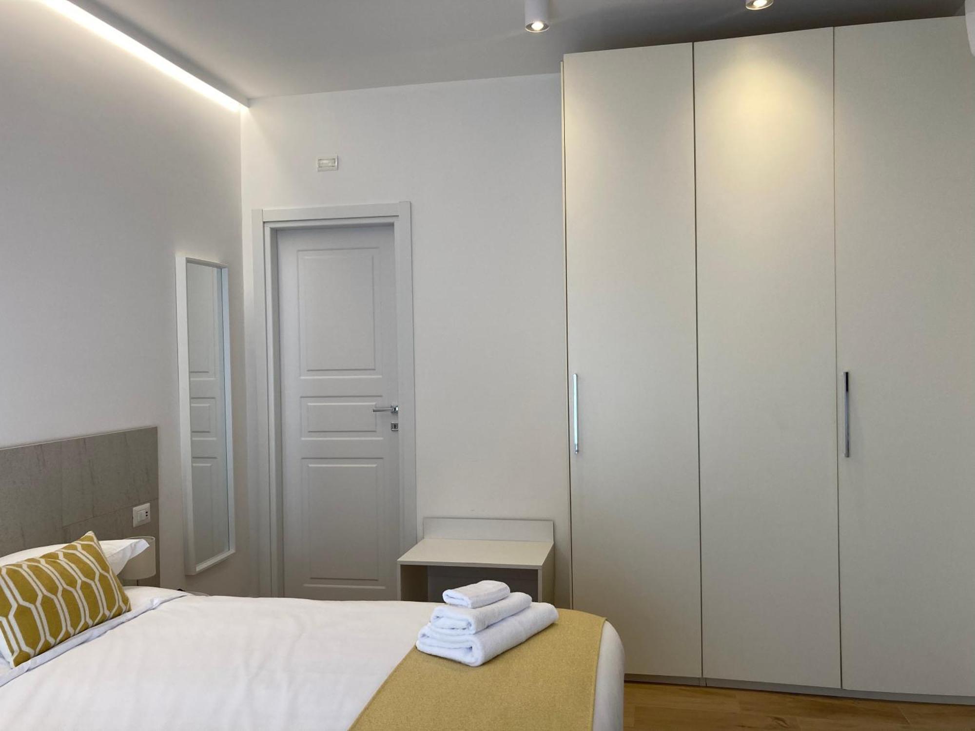 Strettomare-Business & Travel Apartment เรจโจ ดี คาลาเบีย ภายนอก รูปภาพ