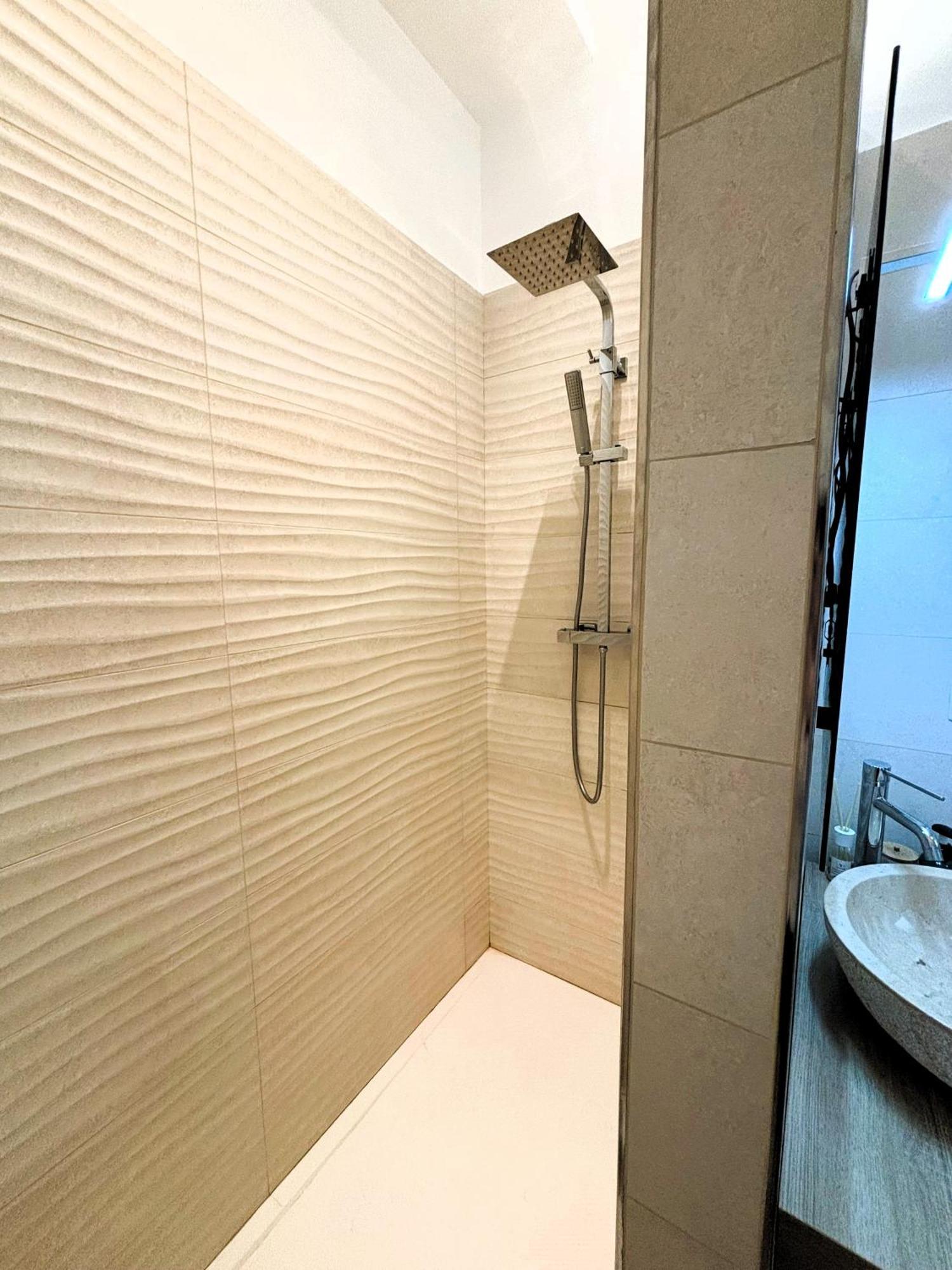 Strettomare-Business & Travel Apartment เรจโจ ดี คาลาเบีย ภายนอก รูปภาพ